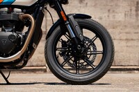 トライアンフが「スピードツイン900」の大幅改良モデルを2025年1月に発売の画像