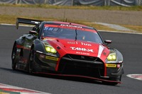 GT300クラスを制した平中克幸／安田裕信組のNo.11 GAINER TANAX GT-R。