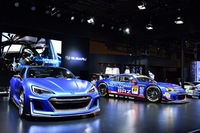 SUBARU/STIブースへGO！