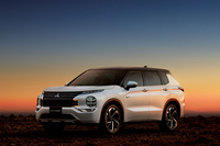 三菱が新型「アウトランダー」のPHEVを発売　新規設定された7人乗りが人気