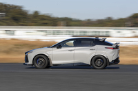 レクサスRZ600e“Fスポーツ パフォーマンス”