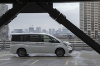 ホンダ・ステップワゴン ハイブリッド モデューロX ホンダセンシング