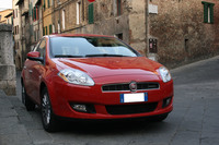 2代目「フィアット・ブラーヴォ」。2007年にシエナ旧市街にて。