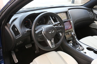 日本市場には次期「日産スカイライン クーペ」として遠からず登場するはず。