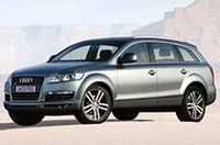 アウディの大型プレミアムSUV「Q7」発売の画像