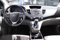 「ホンダCR-V」のインテリア。
