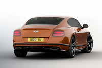 「ブラックエディション」では外装の随所が高光沢ブラック仕上げとなる。