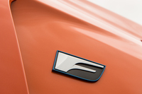 レクサスは「RC F」をモータースポーツイメージの旗振り役と考えており、クラブスポーツパッケージやGT3車両の販売を計画している。