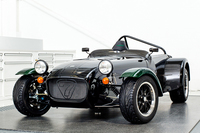 「ケータハム・セブン 小林可夢偉リミテッド・エディション」
    