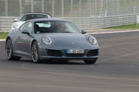 ポルシェ911カレラ4