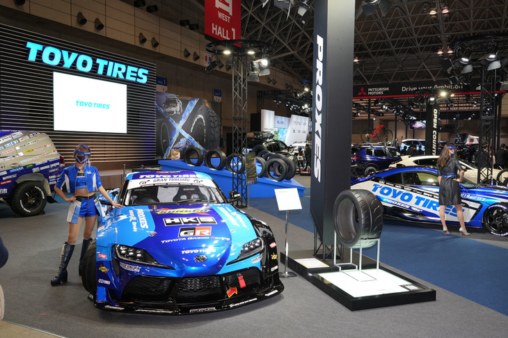 トーヨータイヤブースの様子。