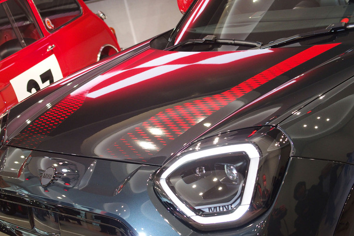 MINIジョンクーパーワークス エースマンE（ボンネット）