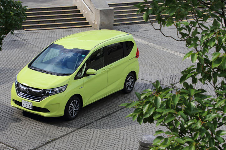 ホンダ・フリード＋ ハイブリッドEX