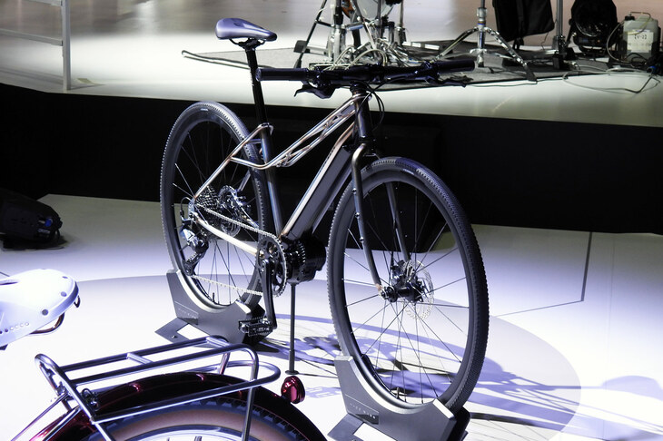 ヤマハY-00B：Base（ベース）