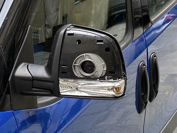 フィアット・ドブロ（4月）