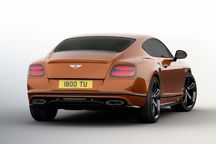 「ブラックエディション」では外装の随所が高光沢ブラック仕上げとなる。