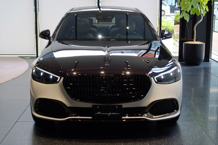 メルセデス・マイバッハS680エディションノーザンライツ