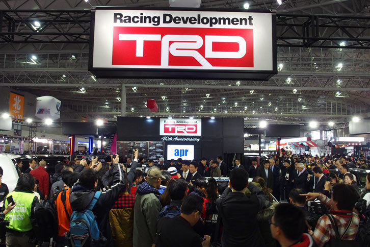 大盛況となったトヨタテクノクラフト・TRDブースの様子。