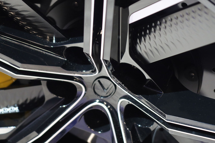 レクサスLFAコンセプト（フロントホイール）