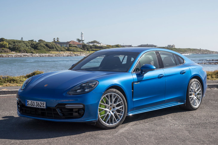 パナメーラ4 E-ハイブリッド