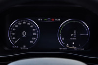 4つのモードから表示を選択できる12.3インチのフル液晶メーターパネル。写真は「ECO DRIVE」モードを選択した様子。