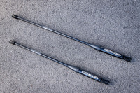 無限のチューニングアイテムとして欠かせない「パフォーマンスダンパー」は、2本セットで14万3000円。ボディーの変形を抑制して振動を減衰させ、操縦性と乗り心地の両方を改善する効果がうたわれる。