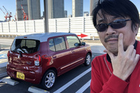 白内障の手術の後では、光がヤケにまぶしく感じる。そこでグラサンをかけると、超クッキリ！ コーナーまでの距離もちゃんとわかるので、攻めの走りが行える。