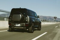 日本仕様では燃費は公表されていないが、本国仕様ではWLTPモードで14.7-14.2リッター/100km（6.8-7.0km/リッター）とされている。