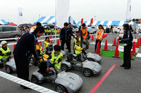 こちらは、ポルシェ・ジャパンが提供する「ポルシェ キッズドライビングスクール」。用意されたクルマは、911ペダルカーとベビーボクスター。