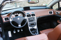 第76回：プジョー「307CC」試乗！206には戻れない!?の画像