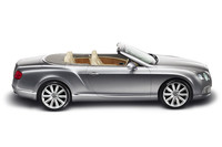 新型ベントレー「コンチネンタルGTC」デビュー【フランクフルトショー2011】の画像