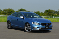 「S60 T4 R-DESIGN PLUS」
    