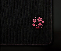 「MINI」に、桜モチーフの特別仕様車の画像