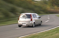 【Movie】三菱「コルト」 VS ライバルの画像