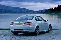 新型「BMW M3」は4リッターV8で、996万円の画像