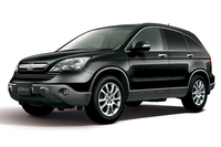 【スペック】
ZXi：全長×全幅×全高＝4520×1820×1690mm／ホイールベース＝2620mm／車重＝1560kg／駆動方式＝4WD／2.4リッター直4DOHC16バルブ（170ps/5800rpm、22.4kgm/4200rpm）／価格＝323万4000円 