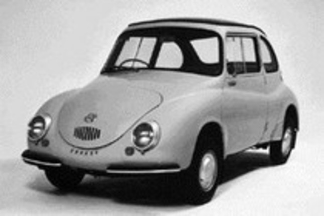 「スバル360」。1958年生まれの“てんとうむし”はスバルのシンボルたる軽自動車だ。