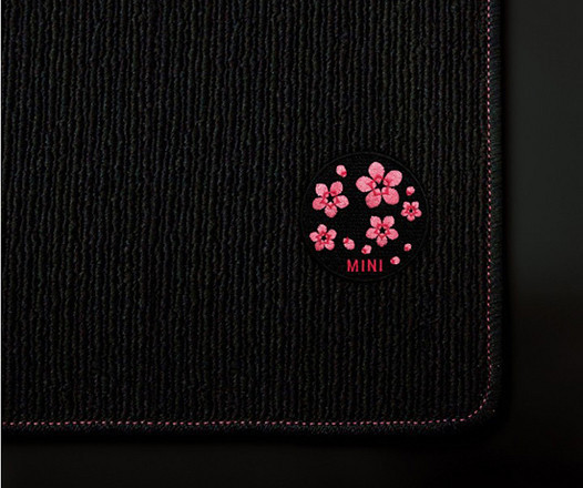 MINI」に、桜モチーフの特別仕様車 【ニュース】 - webCG