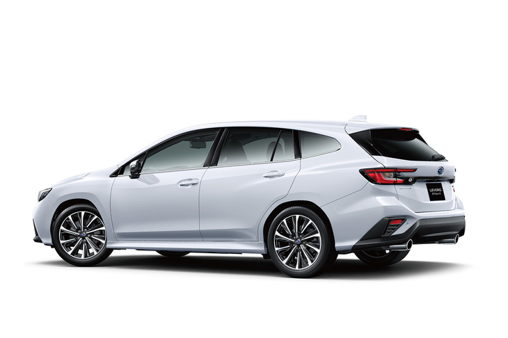 「レヴォーグ」のアプライドC型では、全車にスマートキーのスリープ機能やモーションセンサーが採用され、リレーアタック対策を実施。写真は最上級グレードの「STI Sport R EX」。