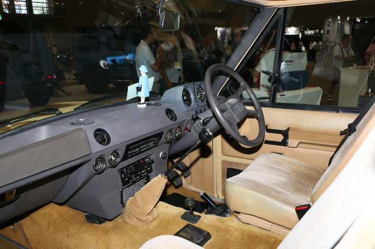 ランドローバー・レンジローバー 2ドア（1982年）／UK CLASSIC FACTORY