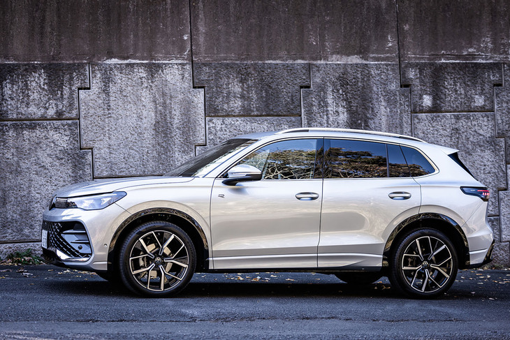 フォルクスワーゲン・ティグアンeTSI Rライン