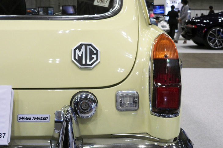 MGB GT（1970年／ガレージイガラシ）