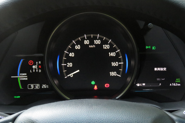 ホンダ・フィット ハイブリッドS Honda SENSING（メーター）
