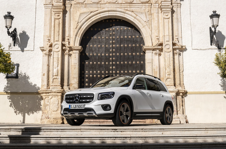 メルセデス・ベンツGLB250 4MATIC