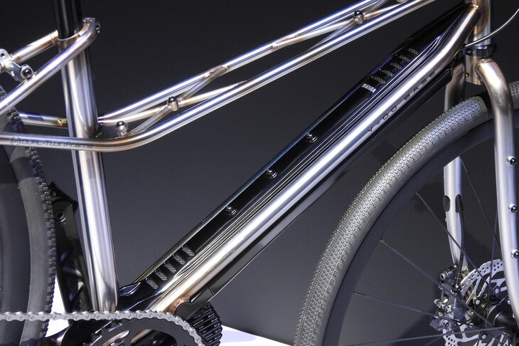 ヤマハY-00B：Base（ベース）