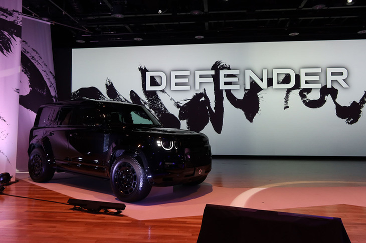 ディフェンダー110オクタ ブラックP635