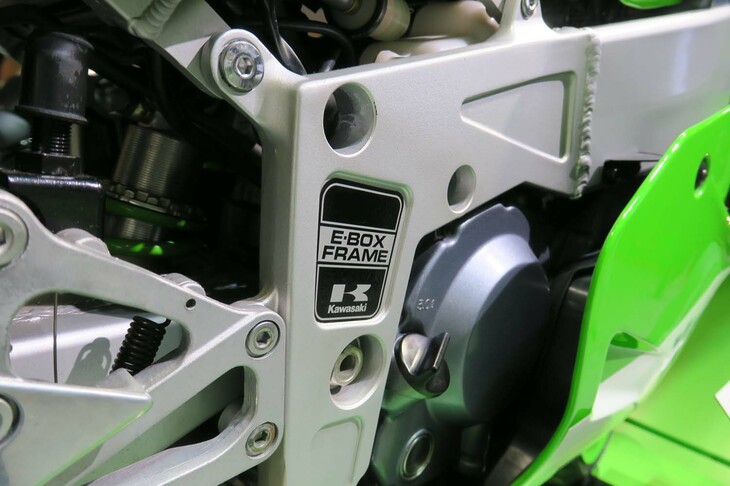 スズキZXR400R（1990年）