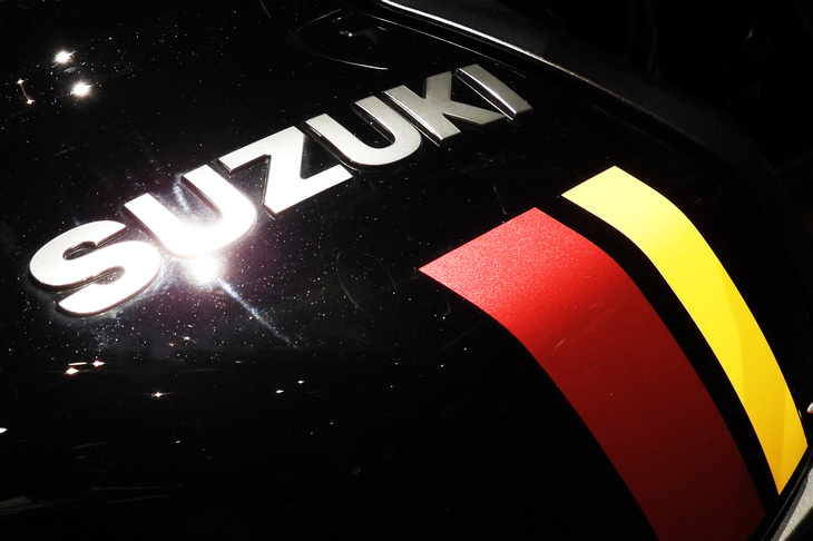 スズキGSX-8TT