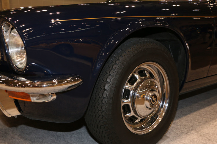 デイムラー・ソブリン4.2クーペ（1977年）／Jaguaria