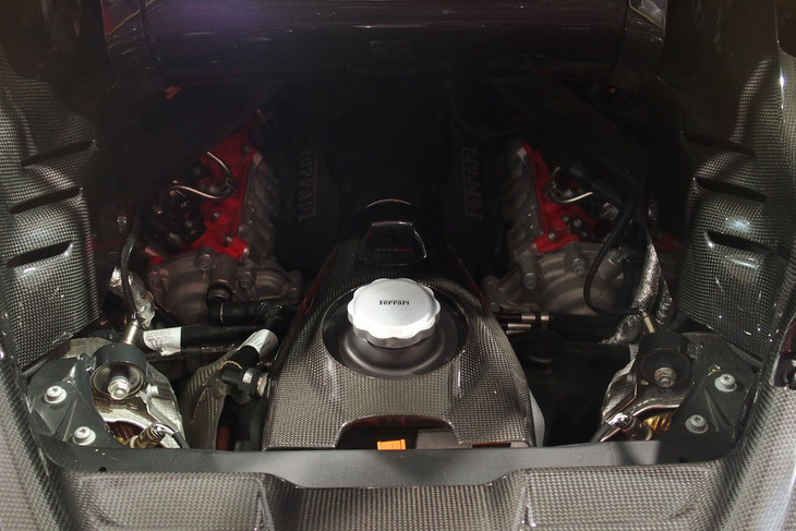 フェラーリSF90スパイダー（パワーユニット）